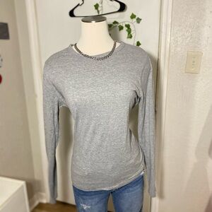 Time and Tru Light Gray Long Sleeve Women's Tee
